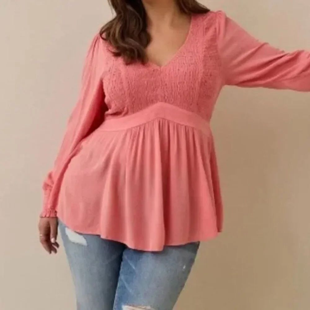 Torrid Peach Gauze V-neck long sleeve tunic, size 3